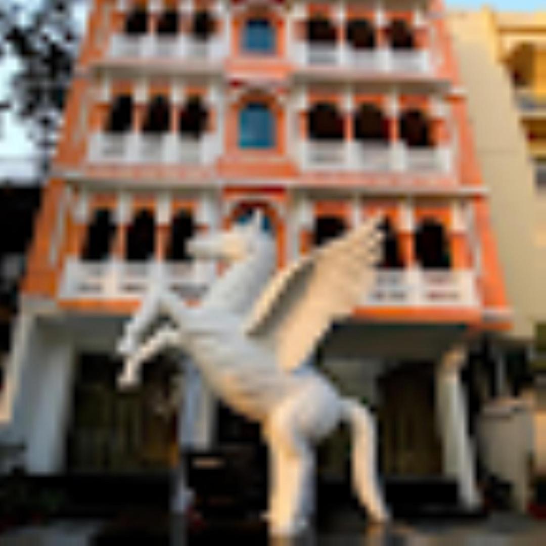 Shanti Inn Dormitory, バラナシ エクステリア 写真